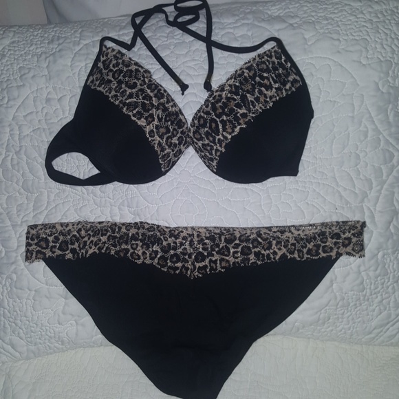 Swimsuit - Picture 1 of 1